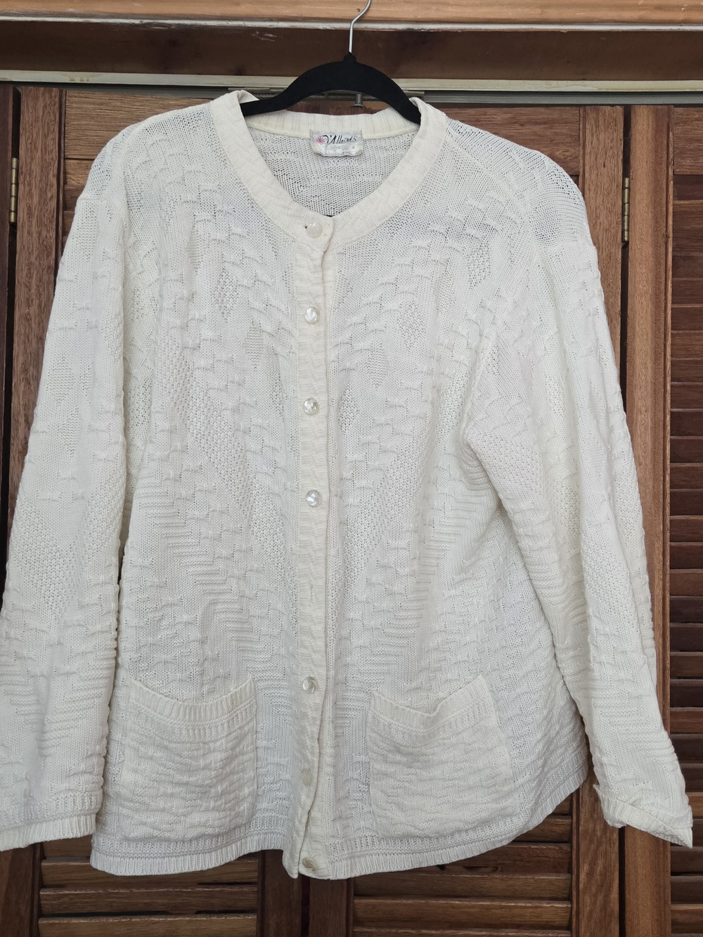 Vintage Women's Cream Button-Up Knit Cardigan Sweater